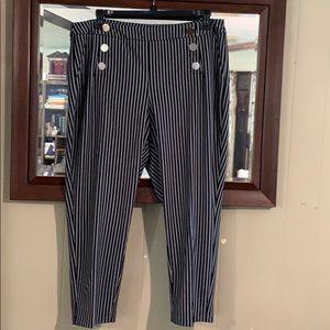 Cato Black and White Capri Ankle pants